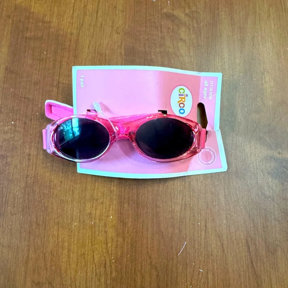 Circo Pink baby / Kids link wrap Sunglasses